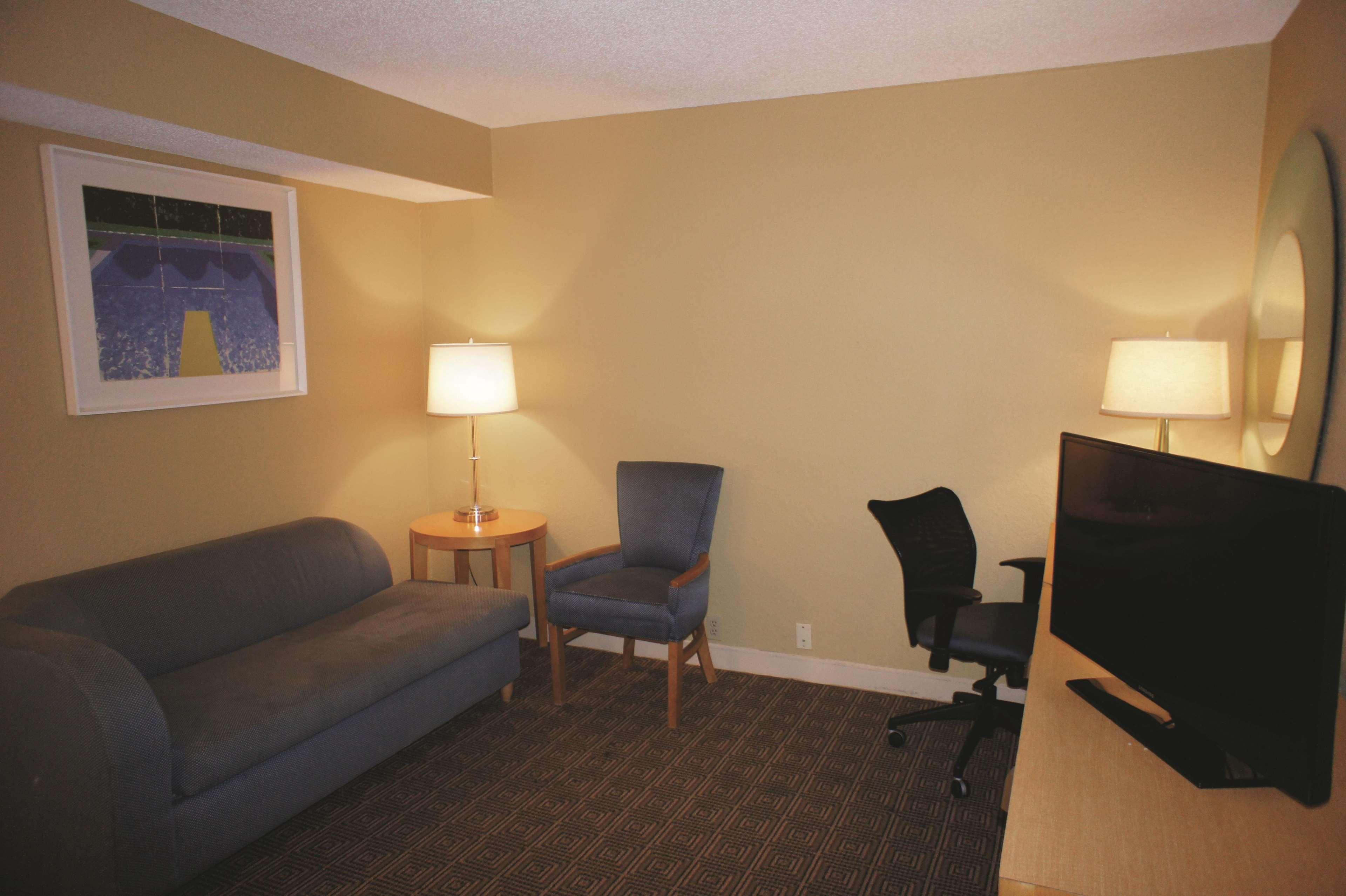 מלון La Quinta By Wyndham Sarasota Downtown מראה חיצוני תמונה