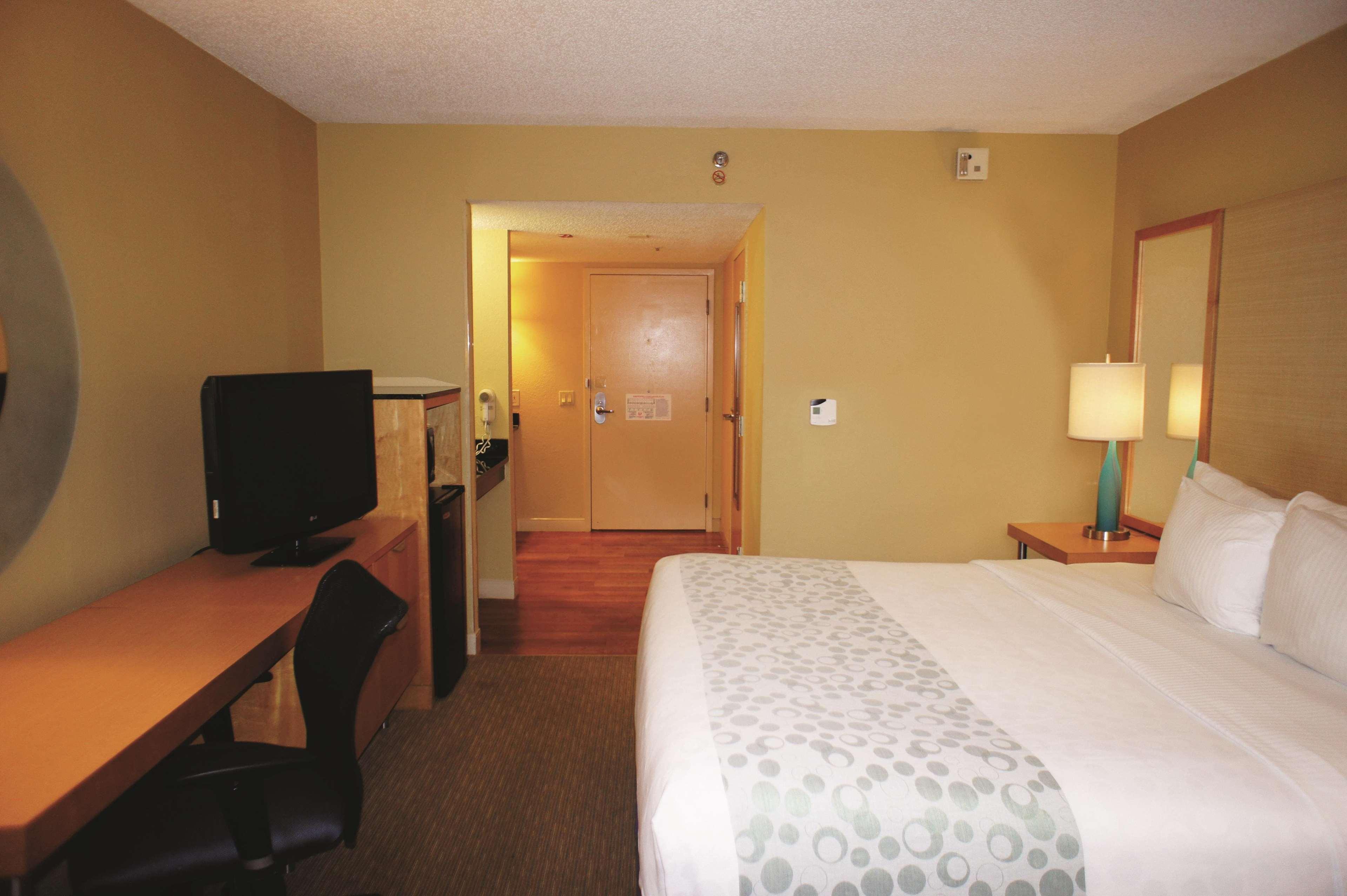 מלון La Quinta By Wyndham Sarasota Downtown מראה חיצוני תמונה