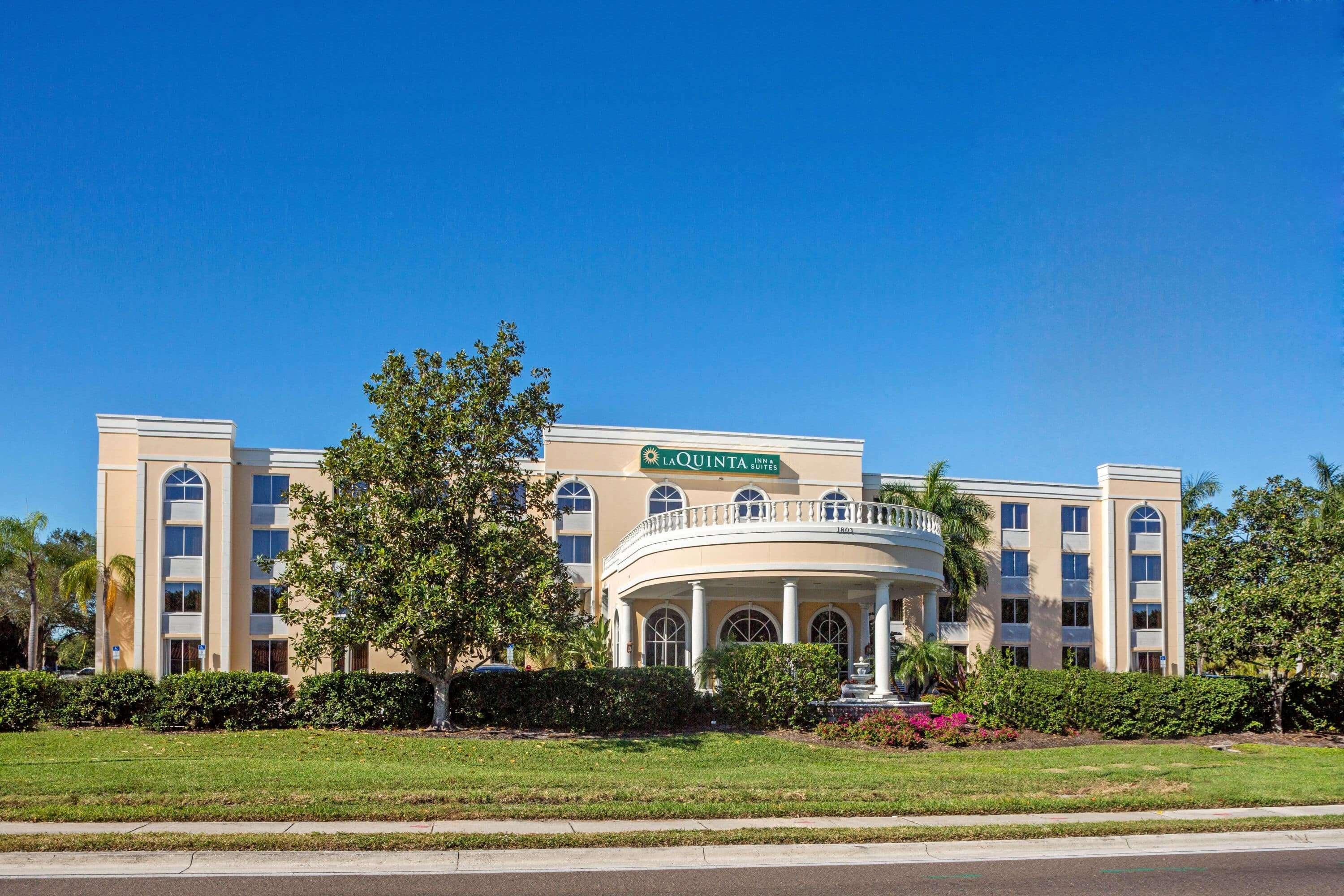 מלון La Quinta By Wyndham Sarasota Downtown מראה חיצוני תמונה